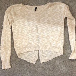 Full Tily tan sweater size Medium